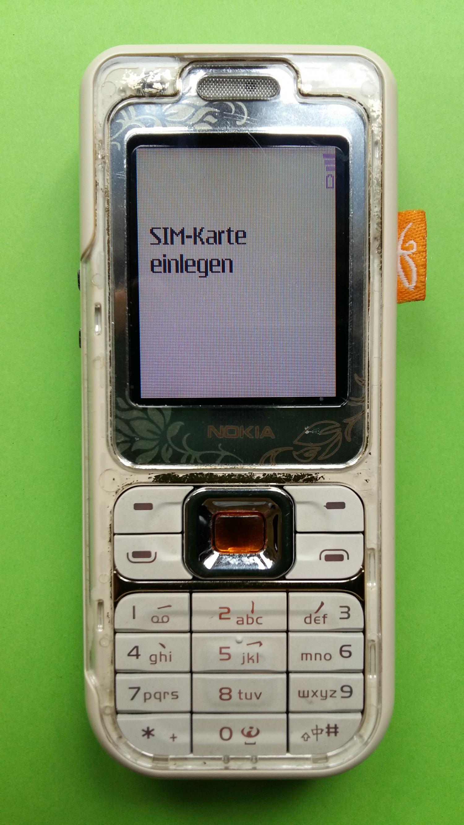 image-7303400-Nokia 7360 (3)1.jpg